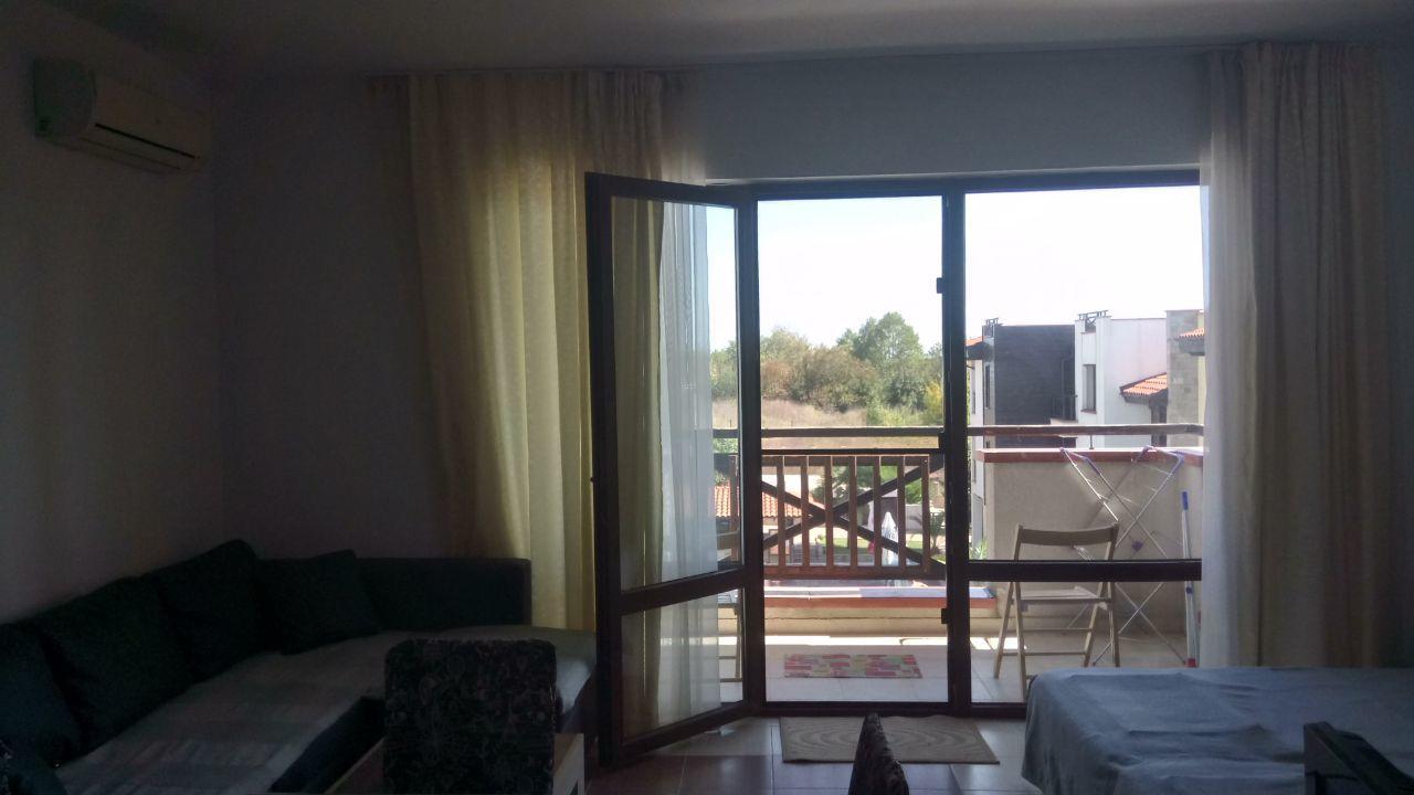 Sveti Nikola Apartment เชอร์โนโมเรทส์ ภายนอก รูปภาพ